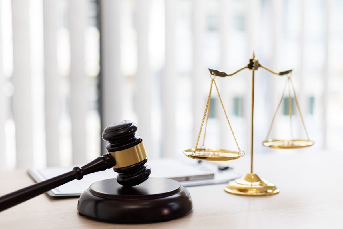 Why Law Firms Should Use Courier Services